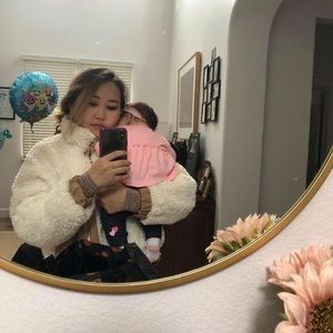 Meet your Posher, Yanjinlkham